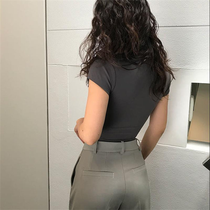Short Sleeve U-Neck Tee with Gray Sexy Design