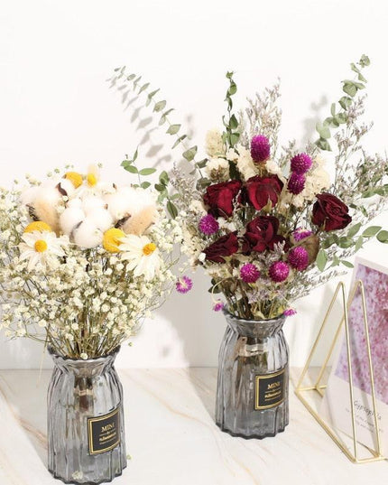 Dried Floral Elegance: Nature's Charm Arrangement Set for Home Decor and Photography