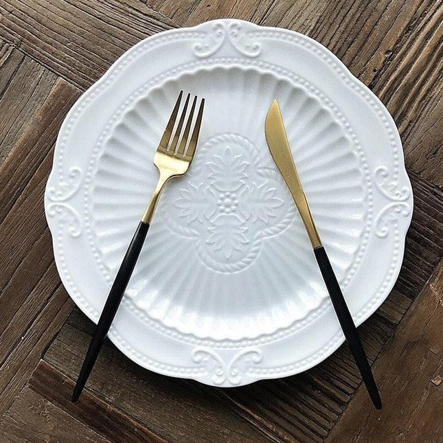 Sophisticated Ceramic Dinnerware Set for Unforgettable Dining Moments