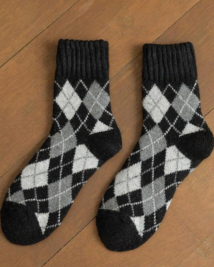 Cozy Wool Crew Sock Set: 5 Pairs for Ultimate Winter Comfort