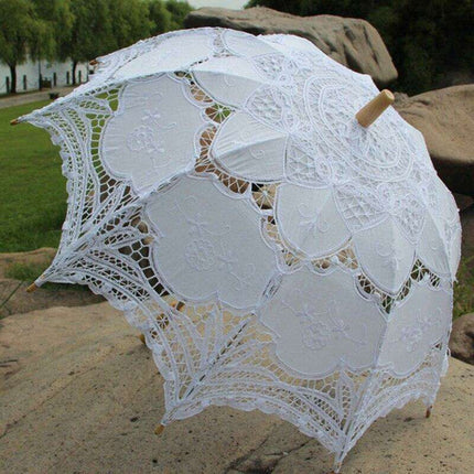 Chic Victorian Lace Sunshade: Timeless Elegance for Events and Photography