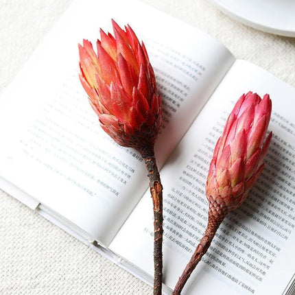 Chic Gold Yellow Gerbera Daisy Stem - Stylish Floral Accent for Special Occasions