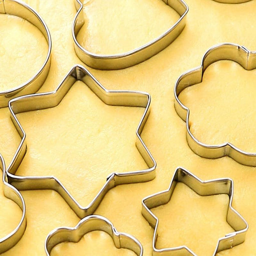 Elevate Your Baking Artistry with the Stainless Steel Cookie Cutter Trio