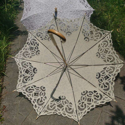 Timeless Victorian Lace Parasol: A Stunning Accessory for Outdoor Gatherings