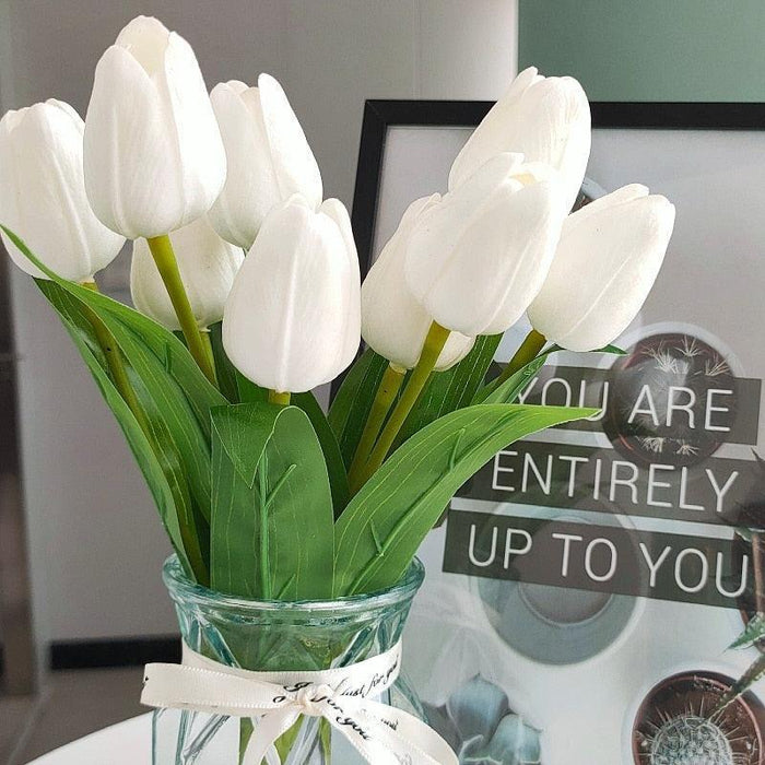 Elegant Hot Pink Tulip Bouquet: Realistic Stems with 5 Lifelike Buds