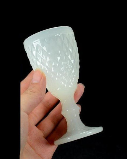 Jade Elegance Dining Set: Handcrafted Luxury for the Discerning Palate