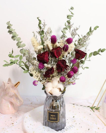 Dried Floral Elegance: Nature's Charm Arrangement Set for Home Decor and Photography