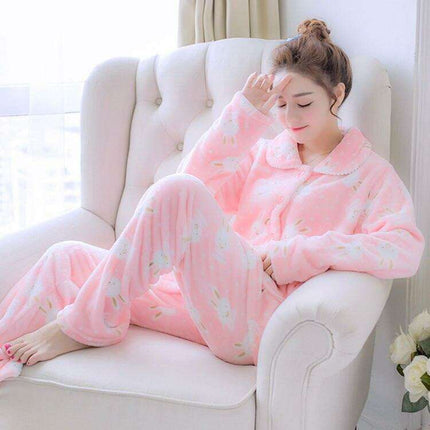 Playful Cartoon Flannel PJs for Women – Ideal for Cozy Winter Nights