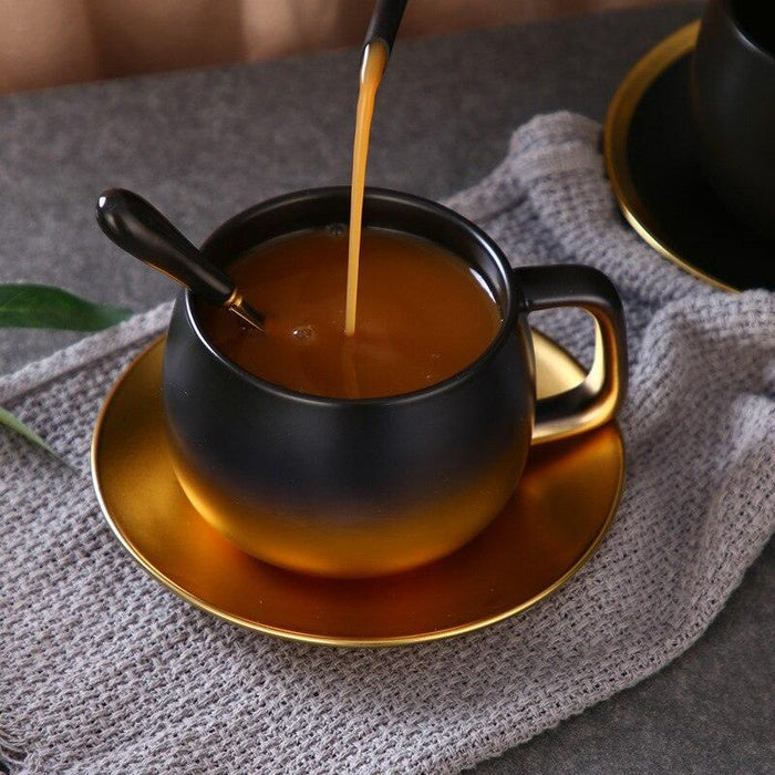 Luxurious Elegance: Black and Gold Marble Coffee Mug Set