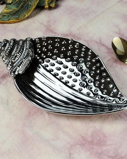 Chic Nordic Silver-Plated Ceramic Snack Dish