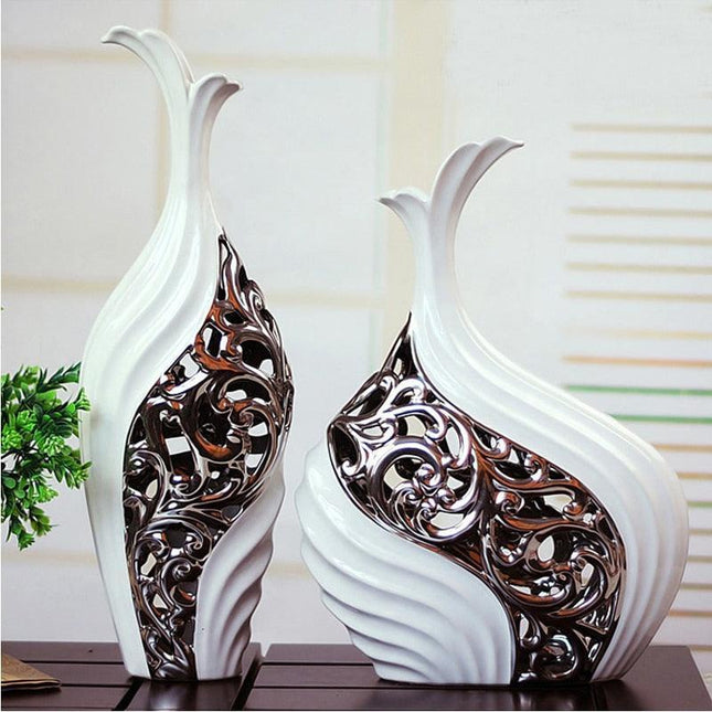 Elegant European Wedding Ceramic Figurine: A Luxurious Touch for Your Home Decor
