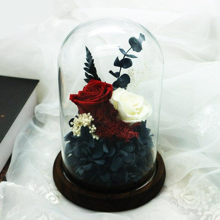 Eternal Charm: Luxurious Rose in Glass Dome Display