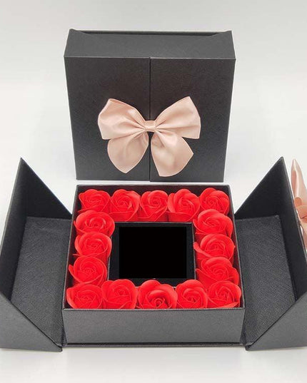 Romantic Soap Rose Gift Box - A Floral Elegance Experience