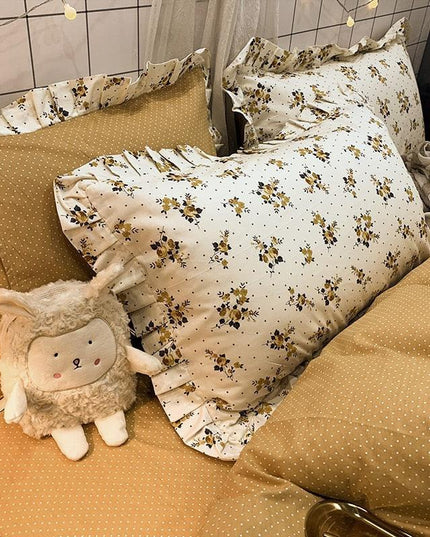 Chic Botanical Cotton Pillowcase Duo for King-Sized Pillows