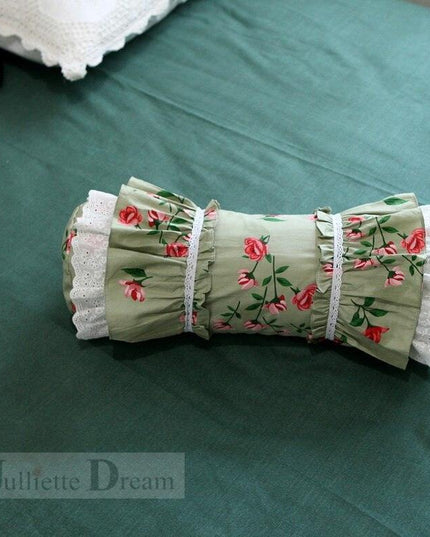 Embroidered Elegance White Lace Cushion - European-Inspired Luxurious Home Decor Accent