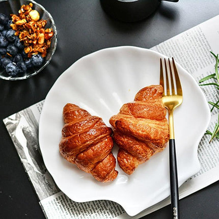 Seashell-Inspired Ceramic Plate Set: Ideal for Steak, Salad, and Desserts