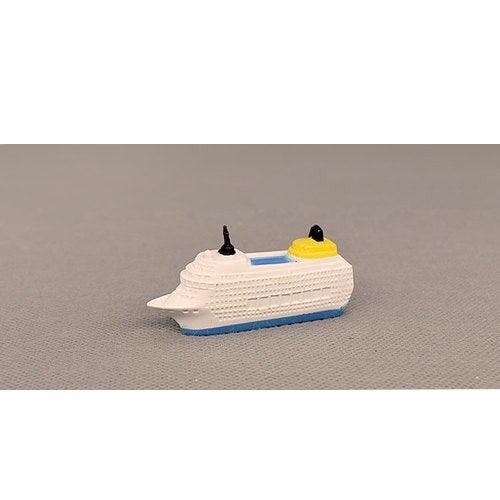 Nautical Charm: Exquisite Handcrafted Sailboat Sculpture