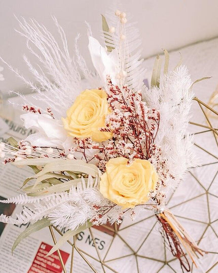 Enchanting Dried Flower Bouquet with Crystal Roses, Pampas Grass & Eucalyptus