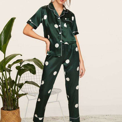 Cozy Chic: Women's Relaxed Fit Short Sleeve Pajama Set for Stylish Evenings