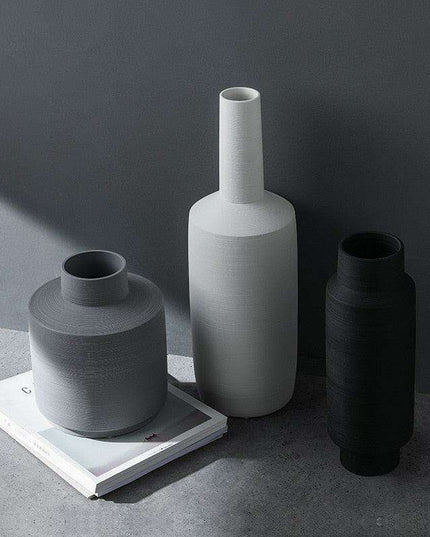 Scandinavian Elegance: Artisanal Ceramic Vase for Modern Interiors