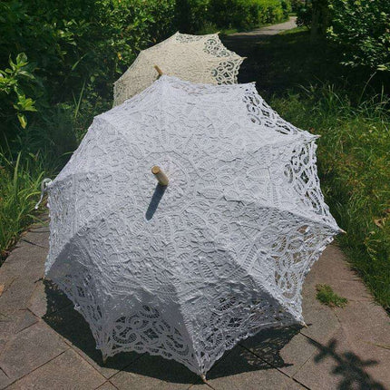 Timeless Victorian Lace Parasol: A Stunning Accessory for Outdoor Gatherings