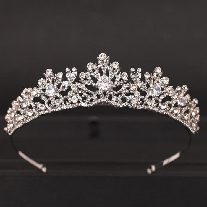 Regal Baroque Tiara - Elegant Headpiece for Memorable Events