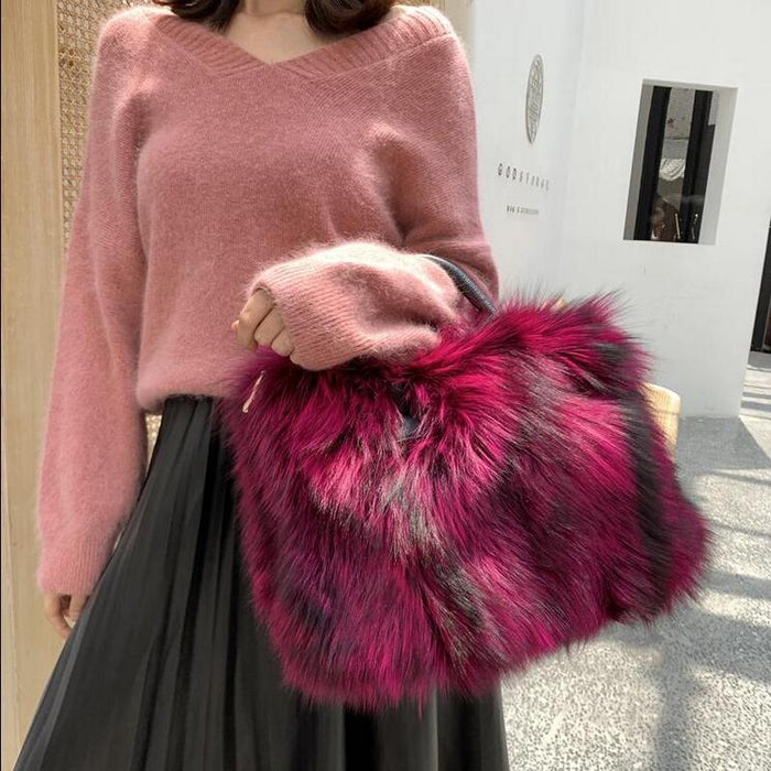 Luxurious Silver Fox Fur Shoulder Bag with Cowhide Accent for Women