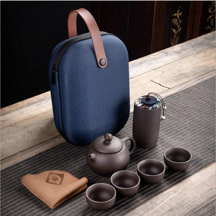 Handcrafted Yixing Teapot & Cup Set: Elevate Your Tea Ritual