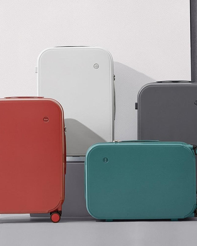 Sleek Patent Luggage Collection: Timeless Style for Every Traveler - Unisex Design!