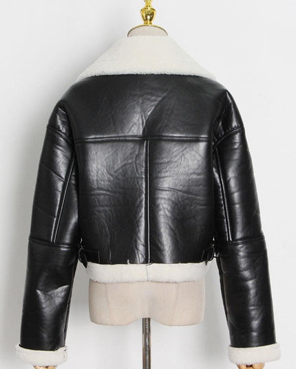 Sophisticated Color Block Jacket in Lambswool and Faux Leather: A Fusion of Elegance and Comfort