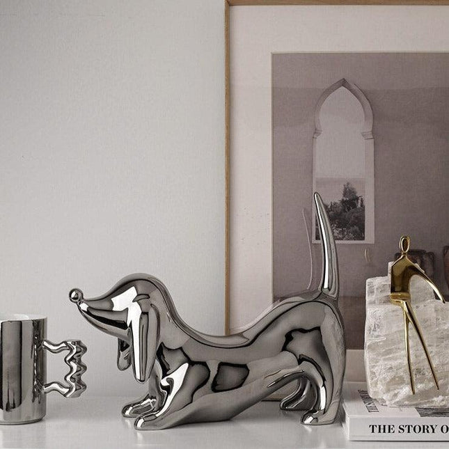 Sleek Doberman Pinscher Figurine - Chic Decorative Accent for Home Elegance