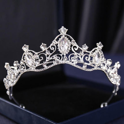 Elegant Silver Rhinestone Tiara - Glamorous Hair Accessory for Special Occasions