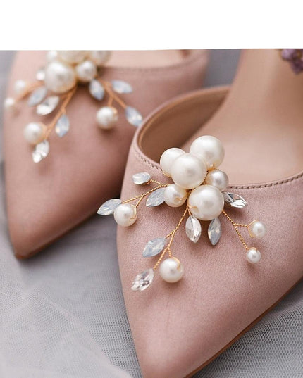 Glimmering Rhinestone Footwear Charms: Transform Your Style