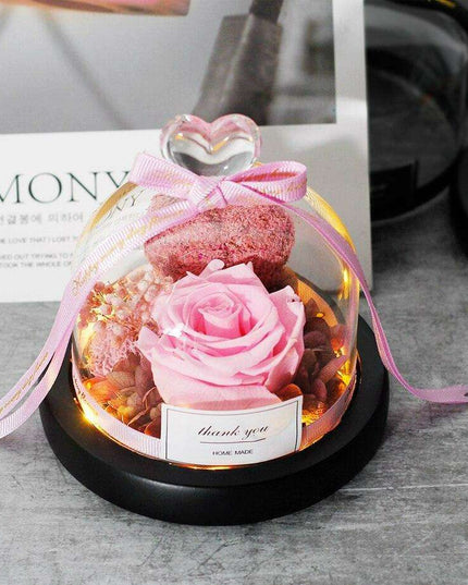 Timeless Elegance: Illuminated Red Roses in Glass Dome