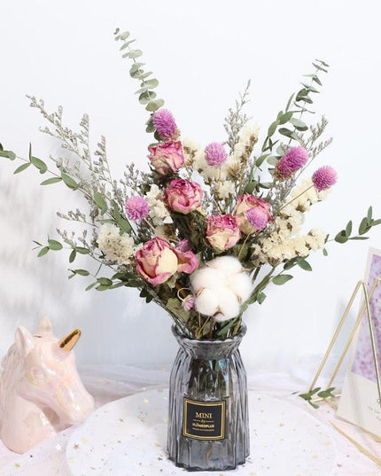 Dried Floral Elegance: Nature's Charm Arrangement Set for Home Decor and Photography