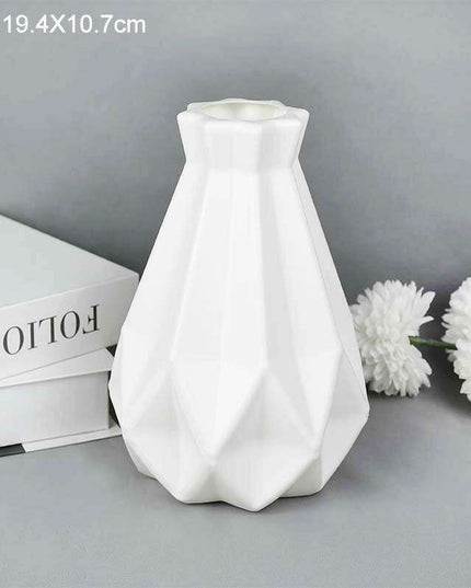 Elegant Scandinavian White and Pink Floral Vase for Timeless Home Decor