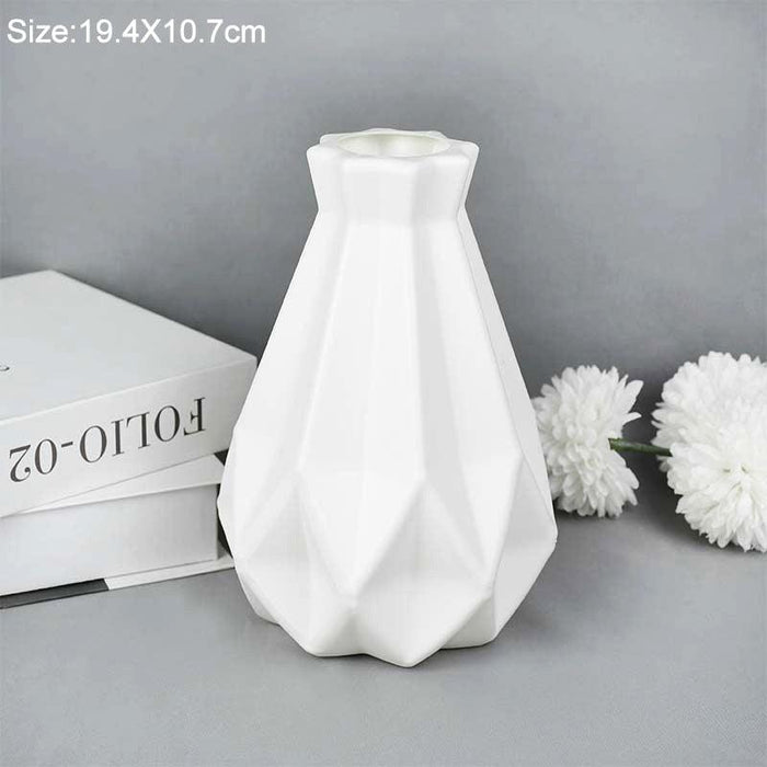 Chic Scandinavian Blossom White and Pink Vase for Stylish Home Decor