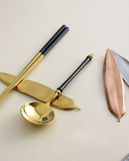 Customizable Japanese Chopstick Holders - Stylish Dining Enhancements for Home and Hospitality