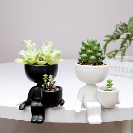 Whimsical Humanoid Ceramic Planter: A Stylish Accent for Contemporary Spaces