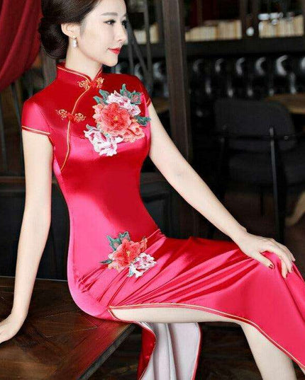 Elegance Redefined: Stunning Floral Cheongsam Dress for Special Occasions