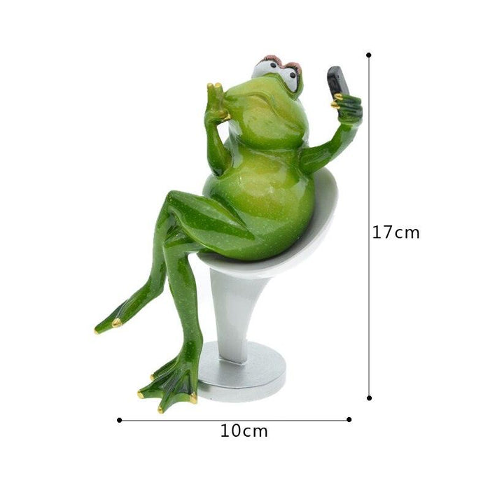 Funky Resin Frog Sculptures - Playful Animal Ornaments for Modern Home Interiors
