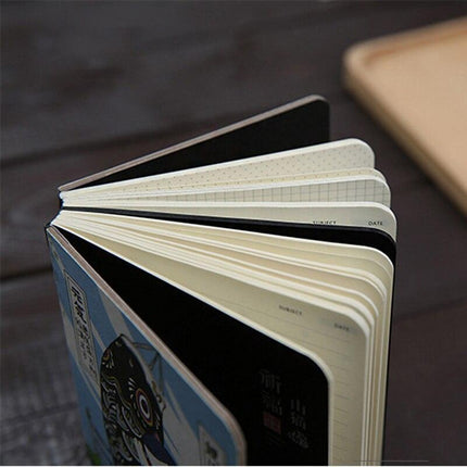 Chic Compact Planner for Cat Lovers: Japanese-Inspired Yearly & Monthly Organizer