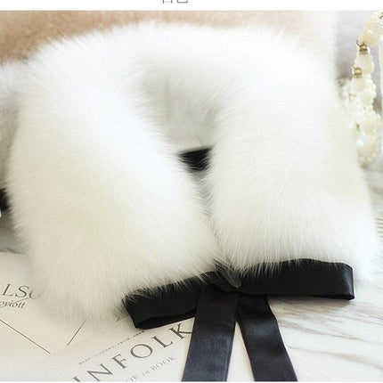 Luxurious Raccoon Dog Fur Ribbon Stole for Winter Elegance