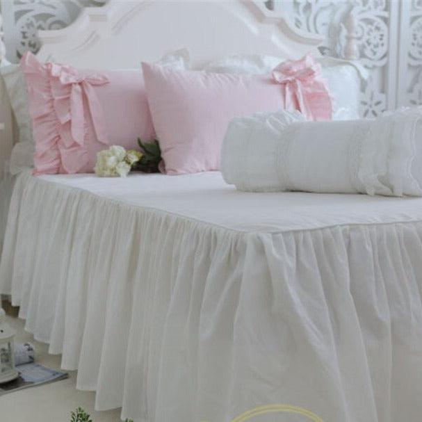 Elegant Bow Kids' Bedding Set with Exquisite Embroidery Lace Ruffle and Full Flower Print