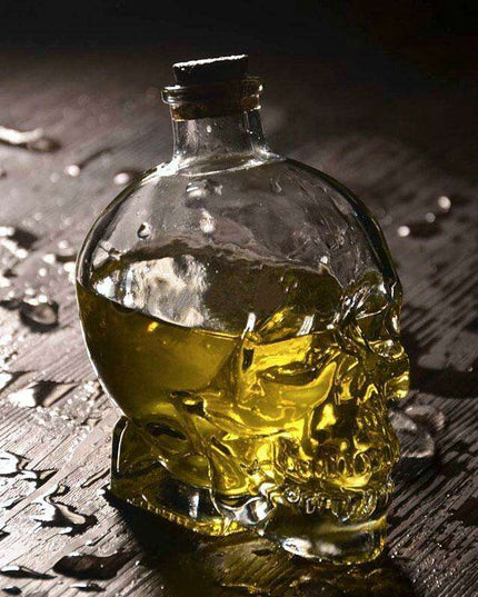 Spooky Crystal Skull Shot Glass - Perfect for Unforgettable Celebrations!