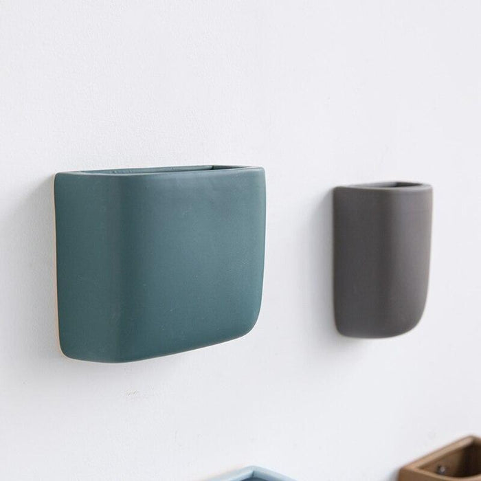 Sophisticated Nordic Ceramic Wall Vase Planter for Contemporary Home Styling