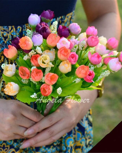 Silk Rose Bud Arrangement: Timeless Beauty for Every Celebration