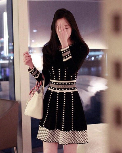 Timeless Elegance: Black Knit Pleated Dress with Korean Influence