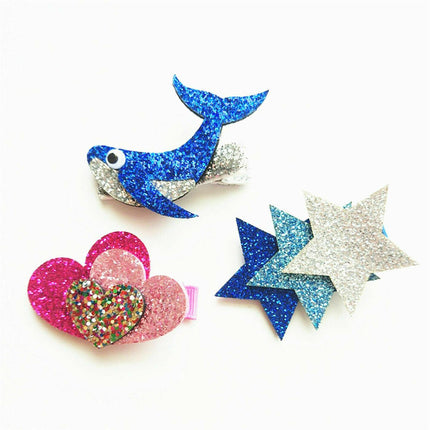 Glamorous Glitter: Luxurious Fabric Roll for Creative Endeavors