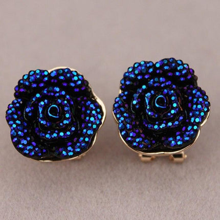 Azure Flora Resin Pendant Necklace - Chic Statement Accessory for Trendy Women